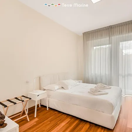 The Star, Terremarine Appartement La Spezia